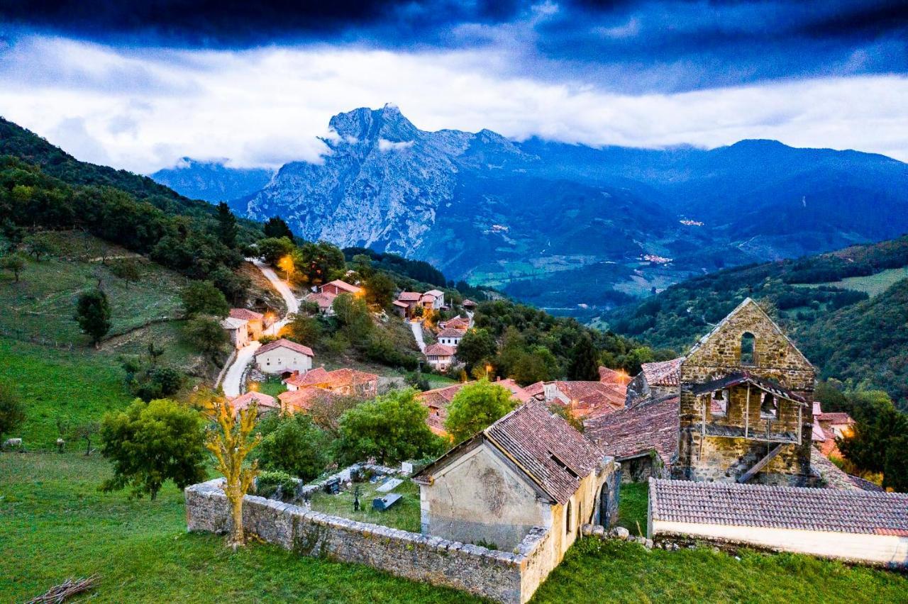 Apartamentos Los Picos De Europa Colio Luaran gambar