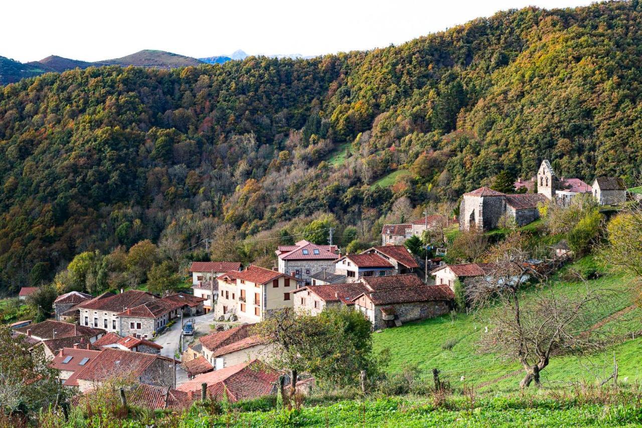 Apartamentos Los Picos De Europa Colio Luaran gambar